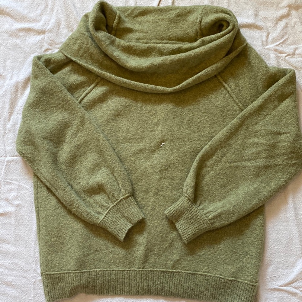 Free people sweater